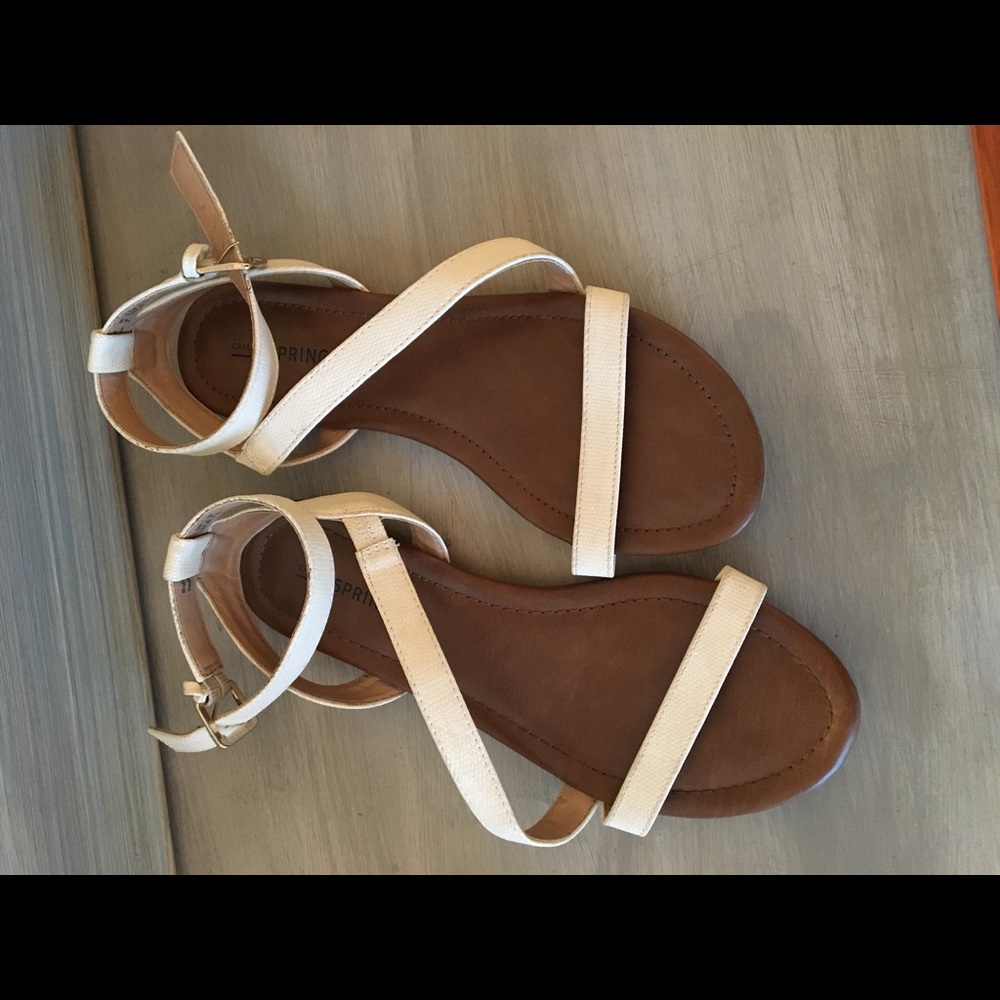 Cute flats size 7